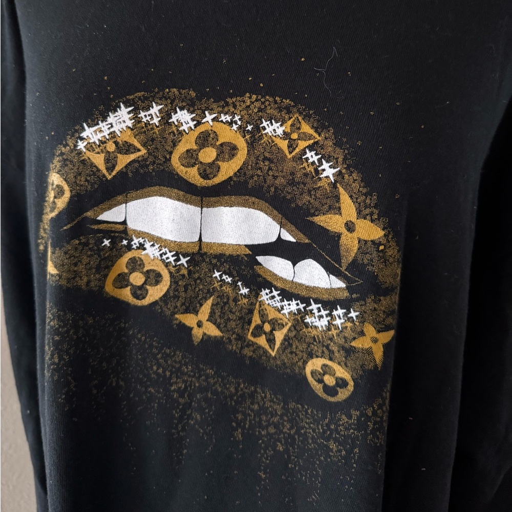 Lips design 2XL long sleeve top - Picture 3 of 4